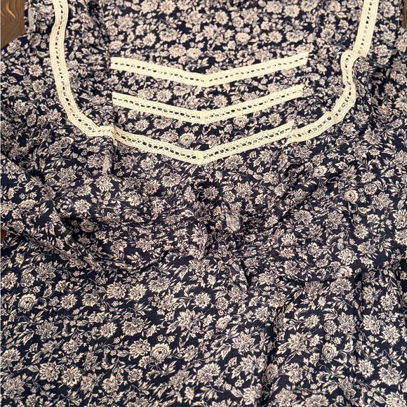 The New Society Floral Navy Smock Dress with Lace Details - Picture 15 of 16